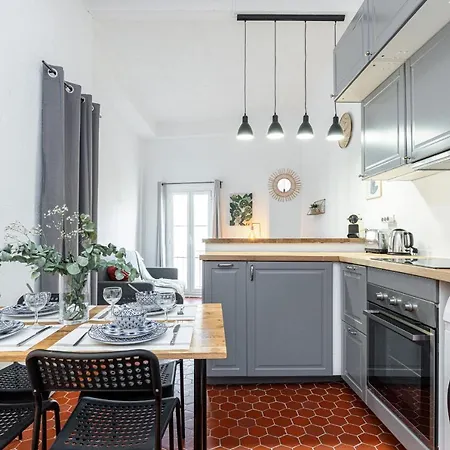 Lovely 1 Bdr In Harbor Area Nice