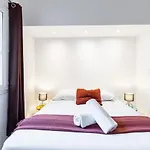Lovely 1 Bdr In Harbor Area 니스